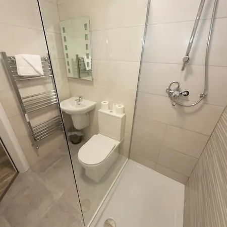 Apartment Kcm Urban Retreats